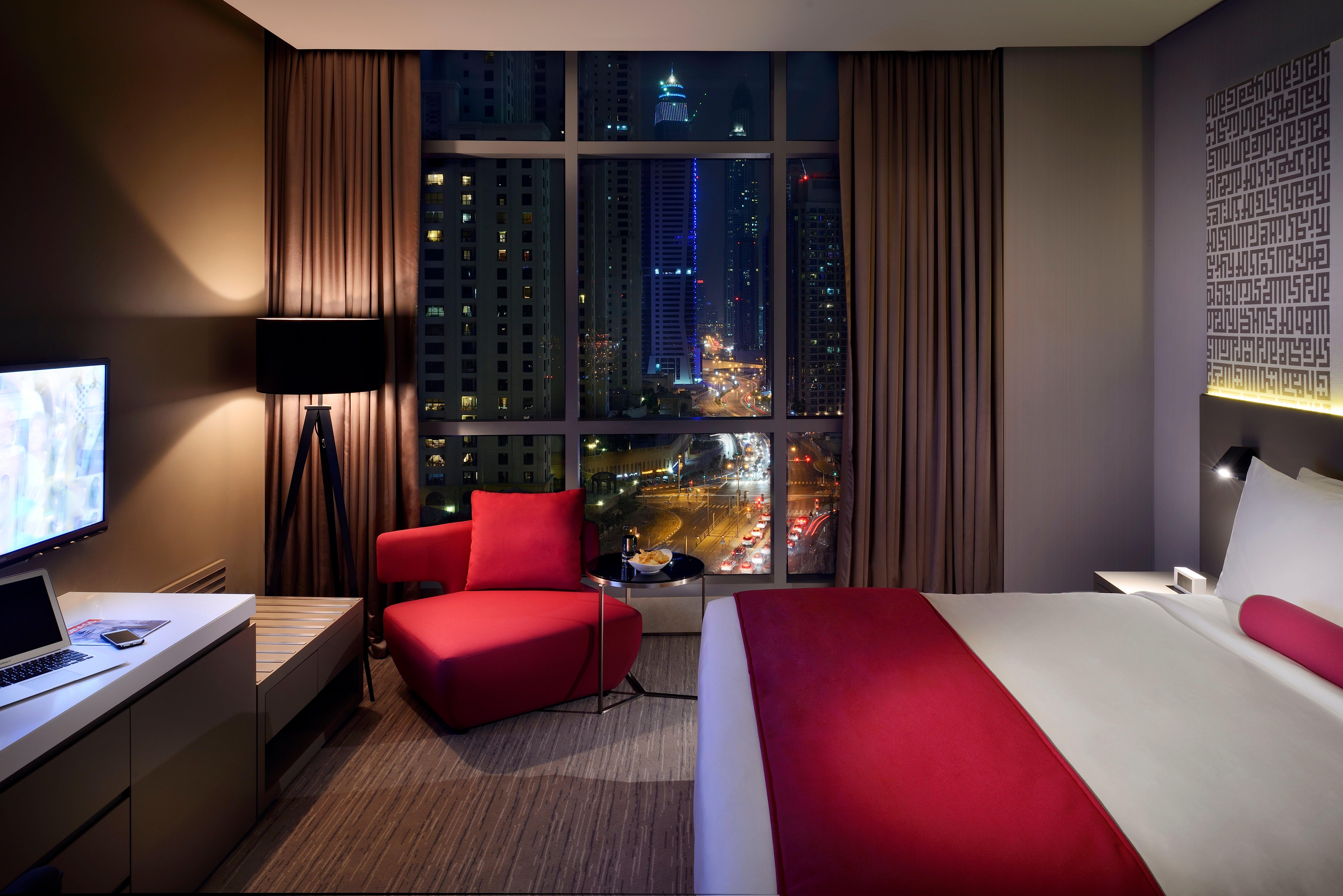 Intercontinental Dubai Marina By Ihg Hotel Kültér fotó A room at the hotel